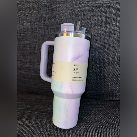 Stanley FlowState Quencher H2.0 Tumbler 40 oz Watercolor Dusk Target Exclusive - Picture 2 of 3